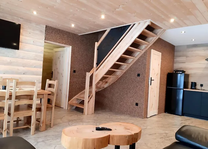 Koziniec & Chill Czarna Góra